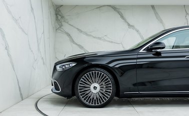 Mercedes-Benz S Class S580 Maybach First Class 57