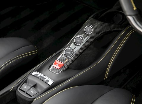 Ferrari 488 Spider 20