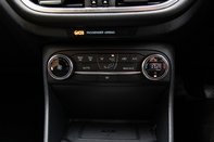 Ford Fiesta TITANIUM X MHEV 32