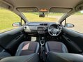 Toyota Yaris VVT-I SR 17