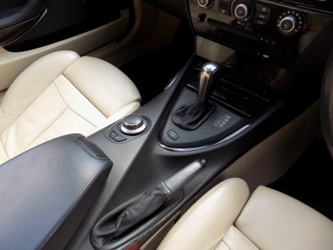 BMW 6 Series 4.8 650i V8 Sport Convertible 37