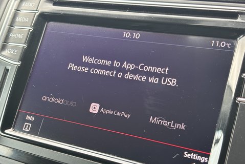 Volkswagen Transporter T32 204 ps Tdi Highline 4Motion DSG Panel Van - Factory Diff Lock 28