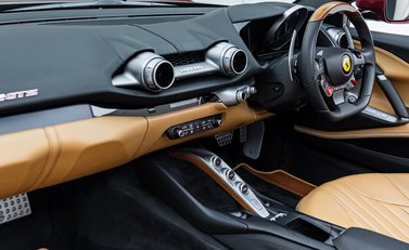 Ferrari 812 GTS 26
