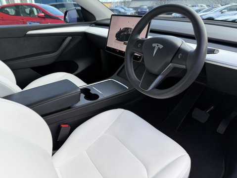 Tesla Model Y (Dual Motor) Long Range SUV 5dr Electric Auto 4WDE (384 bhp) 2