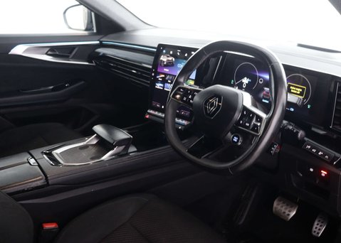 Renault Austral 1.2 Austral Techno Espirit Alpine HEV Auto 5dr 43