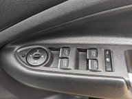 Ford Kuga ST-LINE TDCI 23