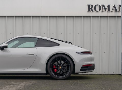 Porsche 911 Carrera S (992) 28