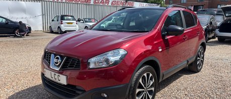 Nissan Qashqai 360 CAMERA..GLASS ROOF..SAT NAV..BLUETOOTH..10 SERVICES..STUNNING EXAMPLE 1