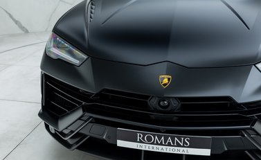 Lamborghini Urus Performante 34