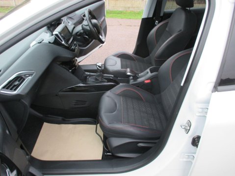 Peugeot 2008 1.2 PureTech GT Line Euro 6 (s/s) 5dr 22