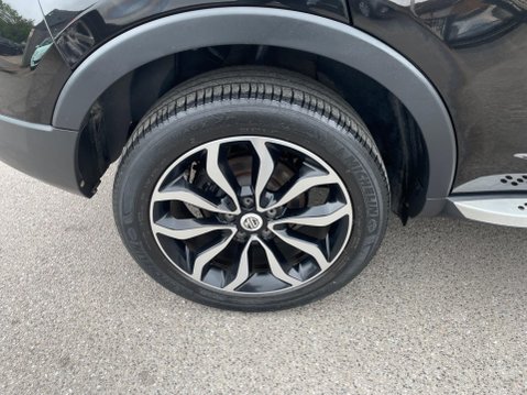 MG GS 1.5 TGI Exclusive DCT Euro 6 (s/s) 5dr 23