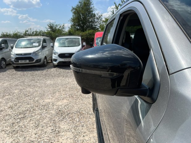 Nissan Navara N-Guard | Auto | 2.3 LT | Dbl Cab | Nav | Sensors | Cam | EURO 6 | NO VAT 16