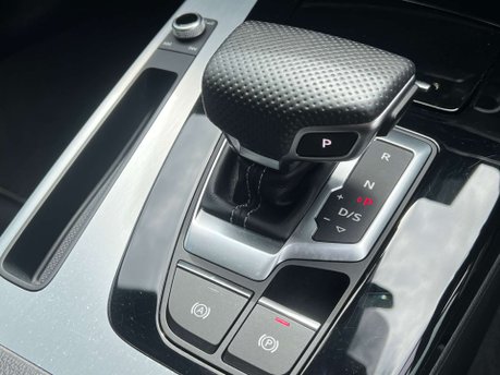 Audi Q5 2.0 Q5 S Line 40 TDI MHEV Quattro Semi-Auto 4WD 5dr 38