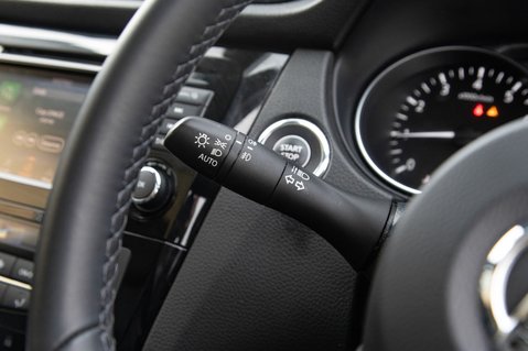 Nissan Qashqai DIG-T N-TEC DCT 17