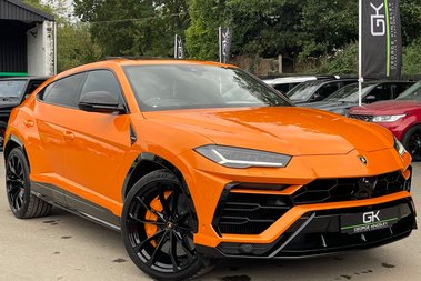 Lamborghini Urus V8 - ORANGE -AKRAPOVIC EXHAUST -PAN ROOF -B&O-MASSAGE SEATS-BLIND SPOT -ACC