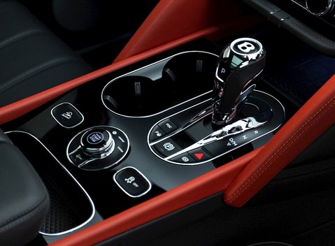 Bentley Bentayga V8 S 21