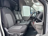 Volkswagen Crafter CR35 177 ps Tdi L2 H2 Trendline DSG Panel Van 4