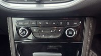 Vauxhall Astra 1.4i Turbo Elite Nav Hatchback 5dr Petrol Auto Euro 6 (s/s) (150 ps) 33
