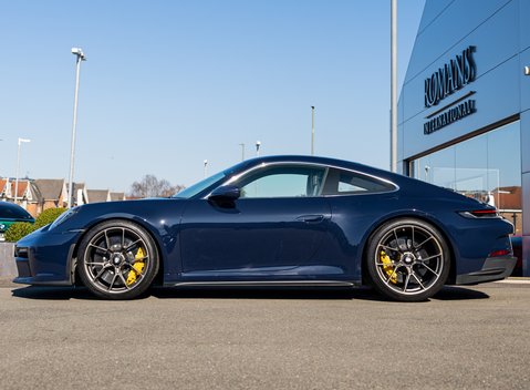 Porsche 911 GT3 TOURING (992) 3