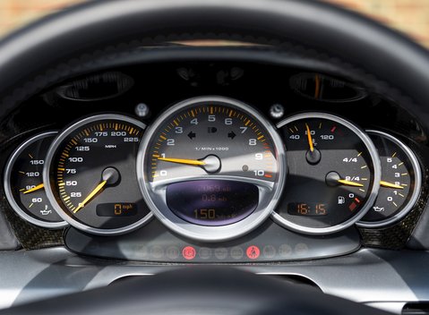 Porsche Carrera GT 17