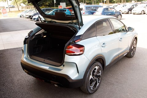 Citroen C4 PURETECH SHINE PLUS S/S EAT8 46