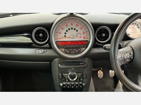 Mini Convertible 1.6 Cooper S Euro 5 (s/s) 2dr 7