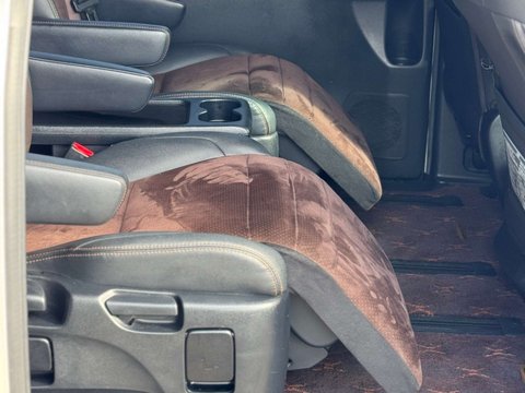 Toyota Alphard V6 4WD TOWBAR 74