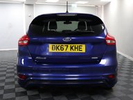 Ford Focus ST-LINE X 8