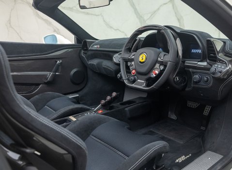 Ferrari 458 Speciale Aperta 16