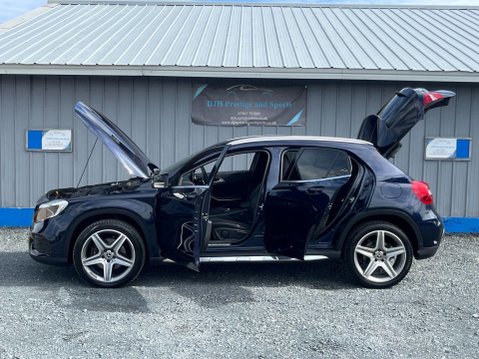 Mercedes-Benz GLA 2.1 GLA220d AMG Line 7G-DCT 4MATIC Euro 6 (s/s) 5dr 3