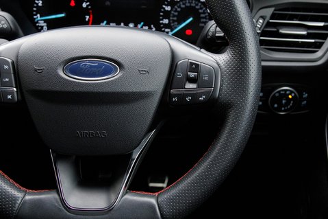 Ford Focus ST-LINE 20