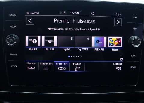 Volkswagen T-Roc 1.5 TSI R-Line SUV 5dr Petrol DSG Euro 6 (s/s) (150 ps) 23