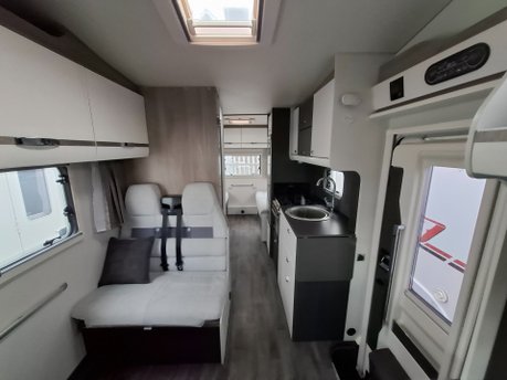 Swift Voyager 475 2025 8