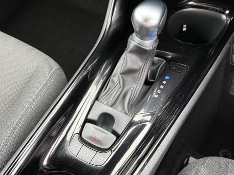 Toyota C-HR DESIGN AUTOMATIC 20