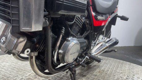 Honda VF750 MAGNA 1982 RUNNING PROJECT BIKE CLASSIC V4 750CC CRUISER 15