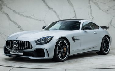 Mercedes-Benz AMG GT R 1