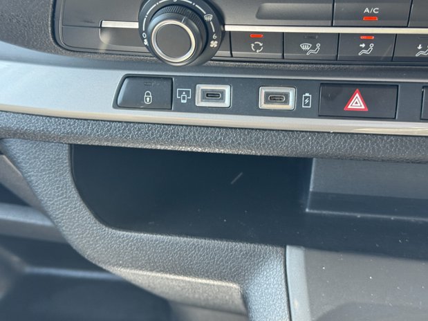 Vauxhall Vivaro SWB L1H1 Low Roof Prime 2900 Sensors Air Con EURO 6 26