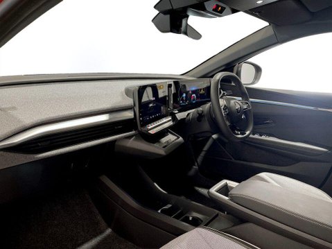 Renault Megane E-Tech 60kWh techno Hatchback 5dr Electric Auto (optimum charge) (220 ps) Alloys - 15