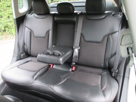 Jeep Compass 1.6 MultiJetII Longitude Euro 6 (s/s) 5dr 23