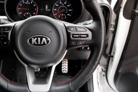 Kia Picanto GT-LINE S 19