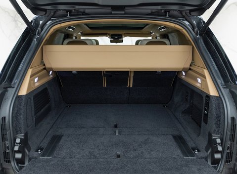 Land Rover Range Rover P530 SV 34