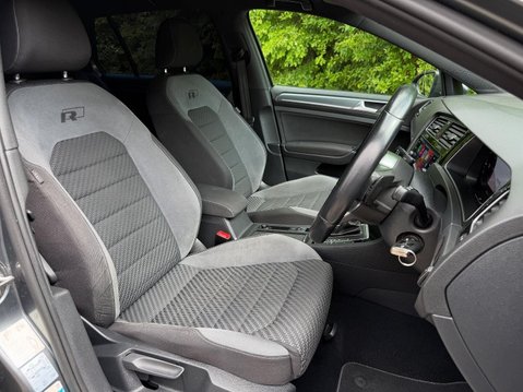Volkswagen Golf 2.0 TDI R-Line DSG Euro 6 (s/s) 5dr 9