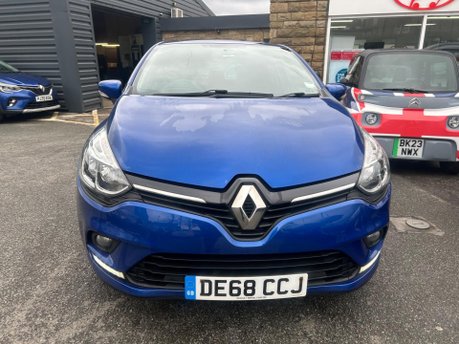 Renault Clio ICONIC TCE 4