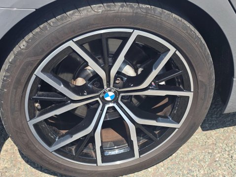BMW 5 Series 2.0 520d MHT M Sport Steptronic Euro 6 (s/s) 4dr 42