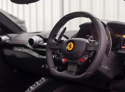 Ferrari 812 Superfast 11