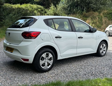 Dacia Sandero 1.0 Sandero Essential SCe 5dr 5