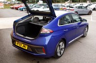 Hyundai IONIQ FIRST EDITION MHEV 36
