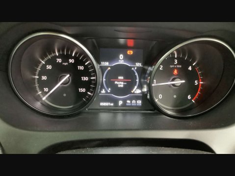 Land Rover Discovery Sport 2.0 Discovery Sport HSE Dynamic Luxury TD4 Auto 4WD 5dr 9