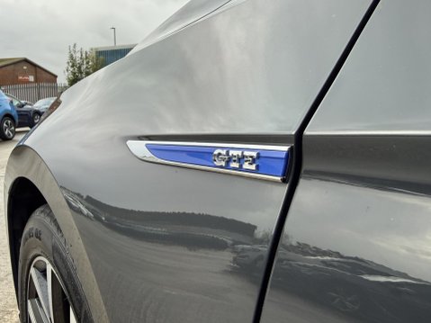 Volkswagen Passat 1.4 TSI 13kWh GTE Saloon 4dr Petrol Plug-in Hybrid DSG Euro 6 (s/s) (218 ps 48