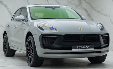 Porsche Macan GTS 9